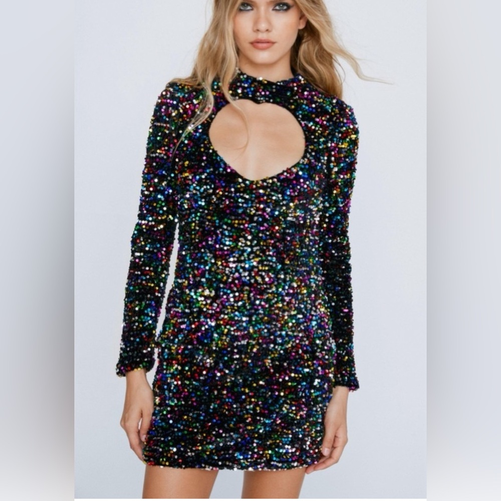 Nasty Gal mini sequin hearts dress. New with tags never wore. US size 8.